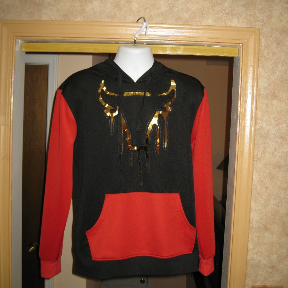 Diamond Stash Pullover Hoodie     Medium